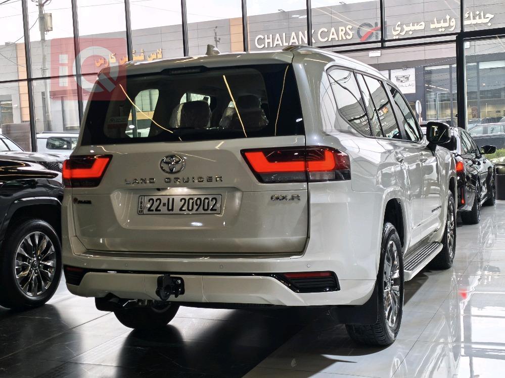 تويوتا لاندكروزر